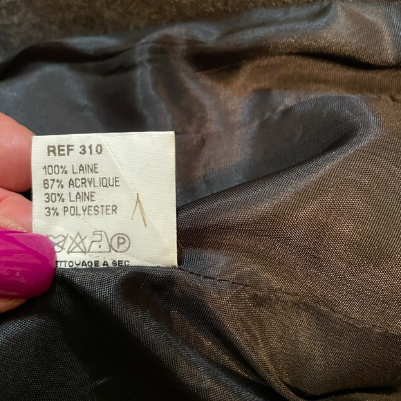 Beautiful Lorena Conti suit - Picture 13 of 13